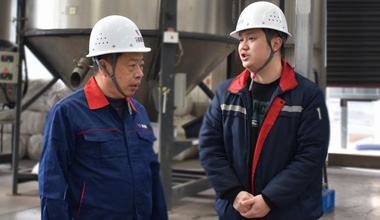 胡建平：守着机械，，，心里最扎实